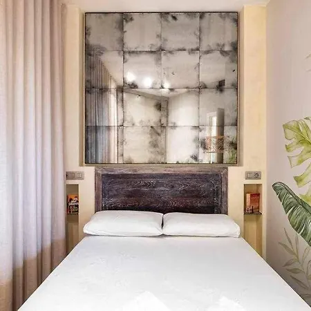 Front Sagrada Familia Appartement *